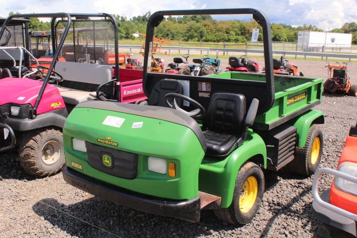 JOHN DEERE 2020A PRO GATOR UTV MANUAL 5 SPD, WITH DUMP BED, SHOWING 5291 HRS, TAG# 10035