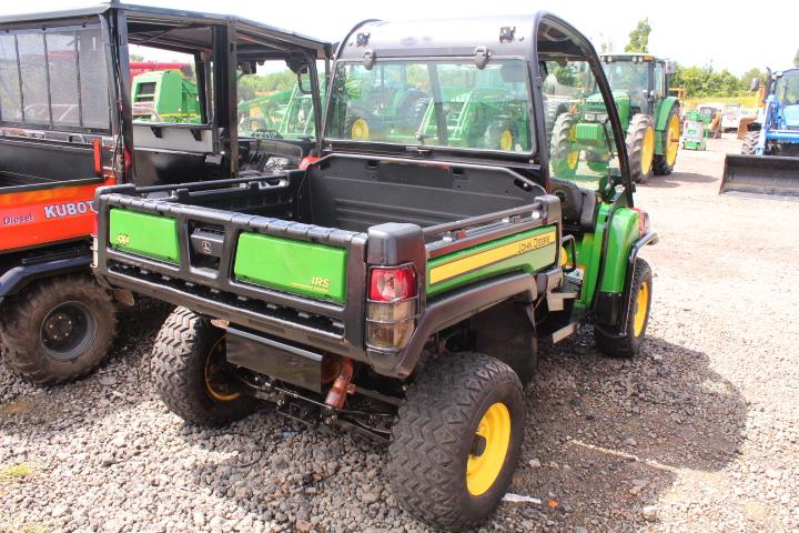 '13 JOHN DEERE GATOR 825I W/CANOPY, GLASS WINDSHIELD & WIPER, HYDRO LIFT BED, S/N# 1M0825GECDM062571