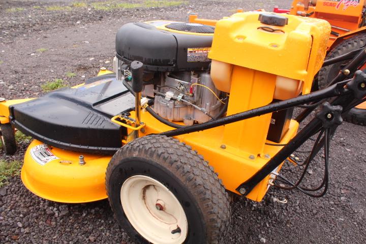 CUB CADET WALK BEHIND, 33" CUT