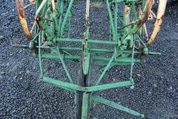 ANTIQUE 1 ROW CULTIVATOR