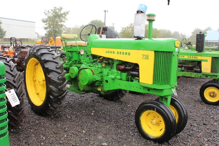 JOHN DEERE 730