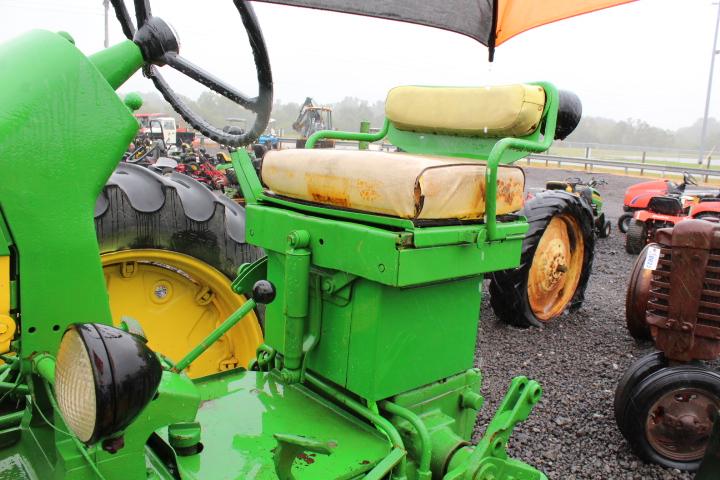 JOHN DEERE 730