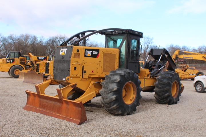 2015 CAT 535D SKIDDER