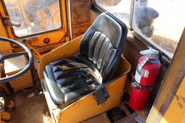 1974 CAT 950 WHEEL LOADER