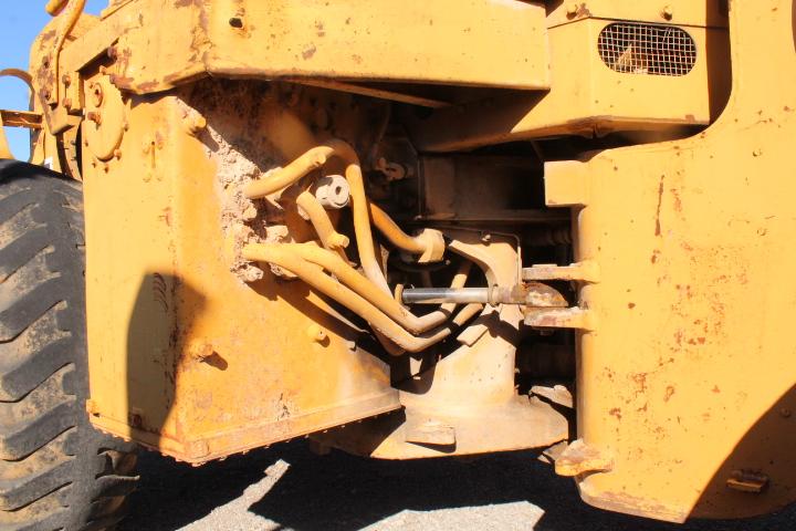 1974 CAT 950 WHEEL LOADER