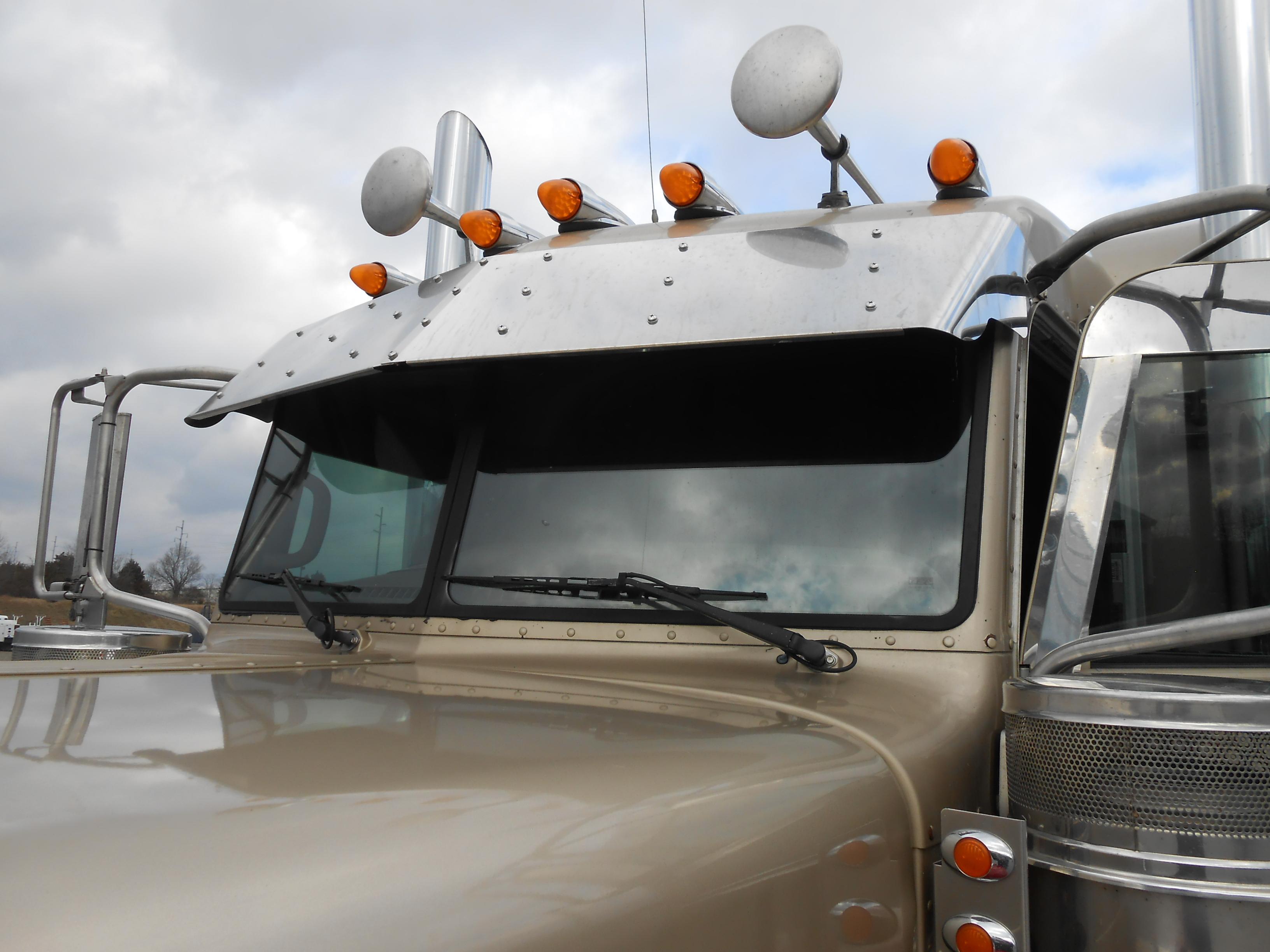 2007 PETERBILT 379 EXHD TANDEM AXLE ROAD TRACTOR