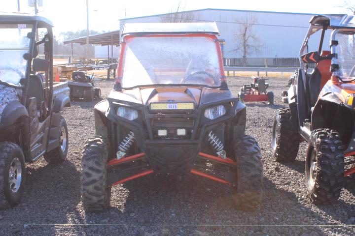 POLARIS RZR 800 SIDE BY SIDE