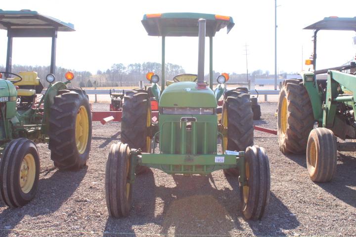 JOHN DEERE 2150 2WD TRACTOR