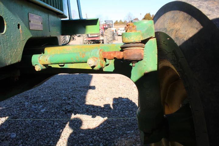 JOHN DEERE 2150 2WD TRACTOR