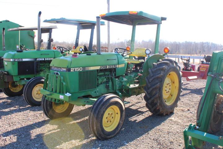 JOHN DEERE 2150 2WD TRACTOR