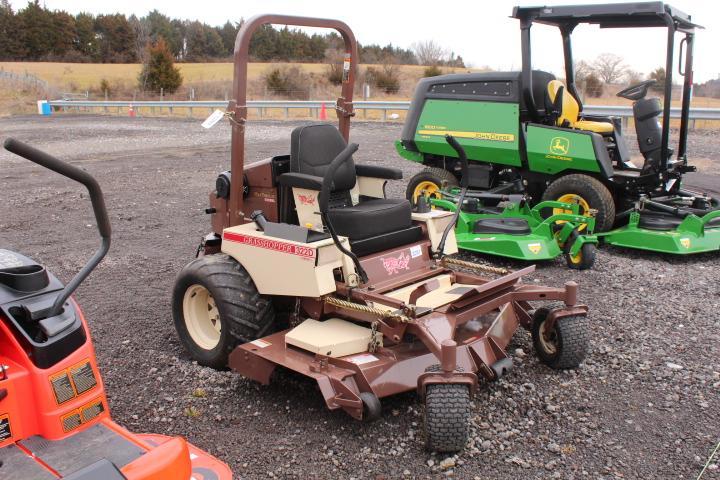 GRASSHOPPER 322D ZERO TURN MOWER