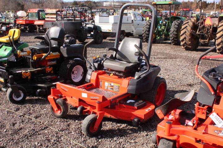 KUBOTA ZG127S ZERO TURN MOWER