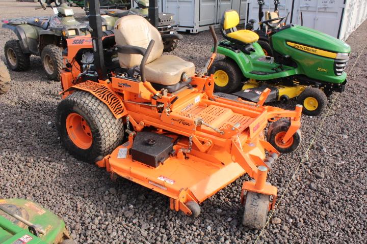 SCAG TURF TIGER II ZERO TURN MOWER