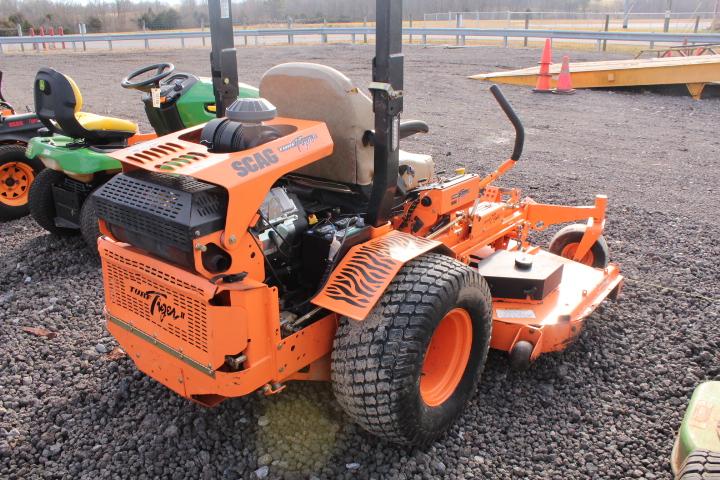 SCAG TURF TIGER II ZERO TURN MOWER