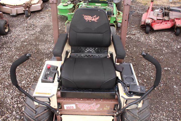 GRASSHOPPER 623 FRONT DECK ZERO TURN MOWER