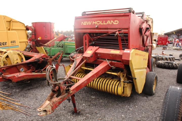 NEW HOLLAND 846 4'X5' ROUND BALER