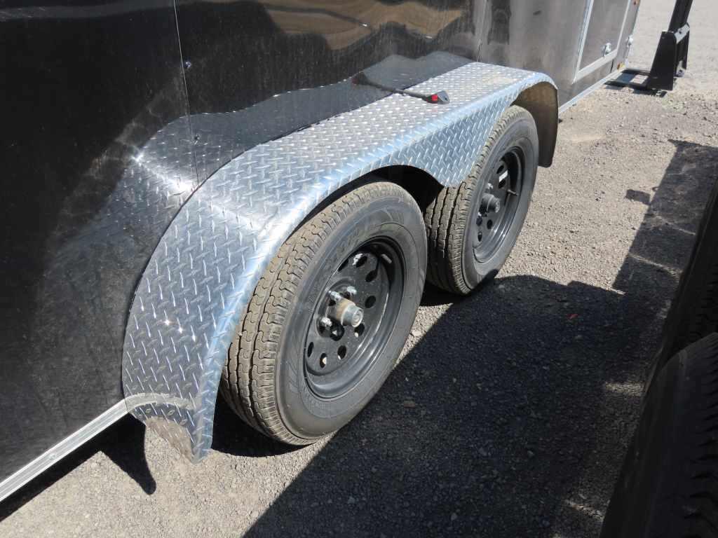 16FT LOOK ENCLOSED TRAILER, DUAL 5 LUG AXLES