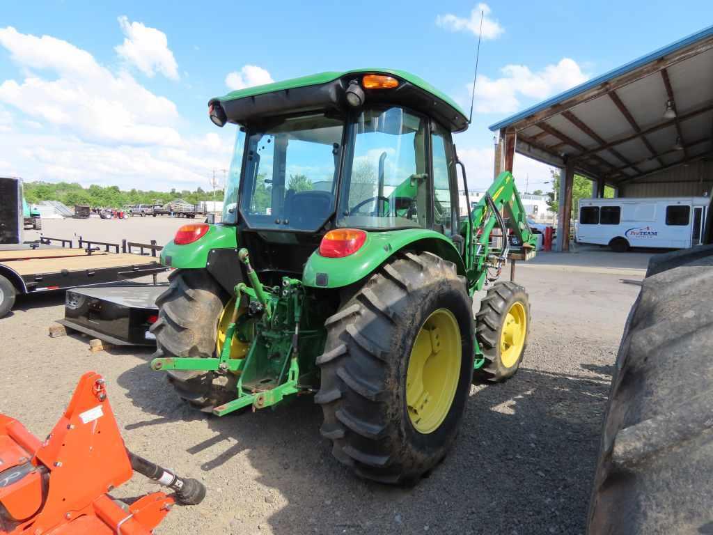 JOHN DEERE 5055E 4WD CAB TRACTOR W/ LOADER