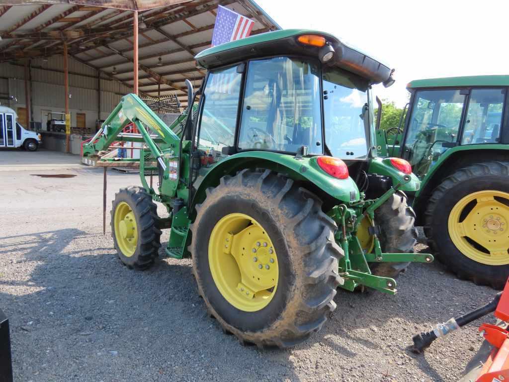 JOHN DEERE 5055E 4WD CAB TRACTOR W/ LOADER