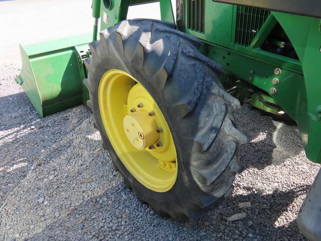 JOHN DEERE 6210