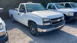 2006 CHEVY 1500 REGULAR CAB TRUCK