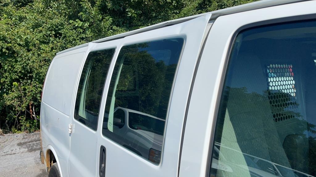 2011 CHEVROLET EXPRESS CARGO VAN