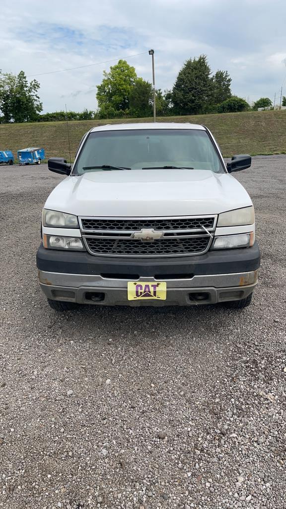 2005 CHEVY 2500 TRUCK CREW CAB SERVICE TRUCK