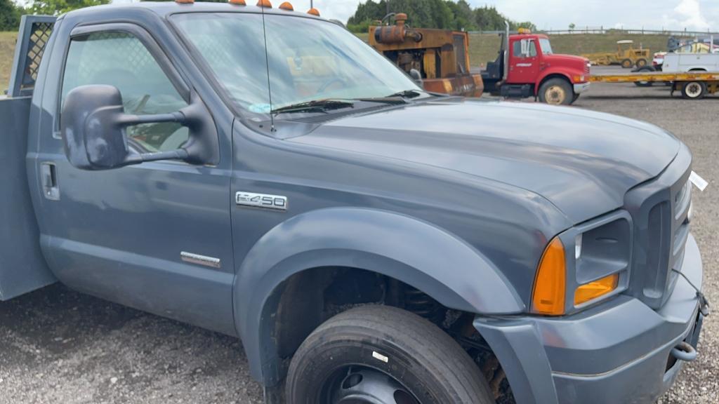 2005 FORD F-450 SERVICE TRUCK 2WD