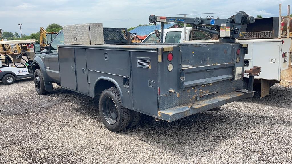 2005 FORD F-450 SERVICE TRUCK 2WD