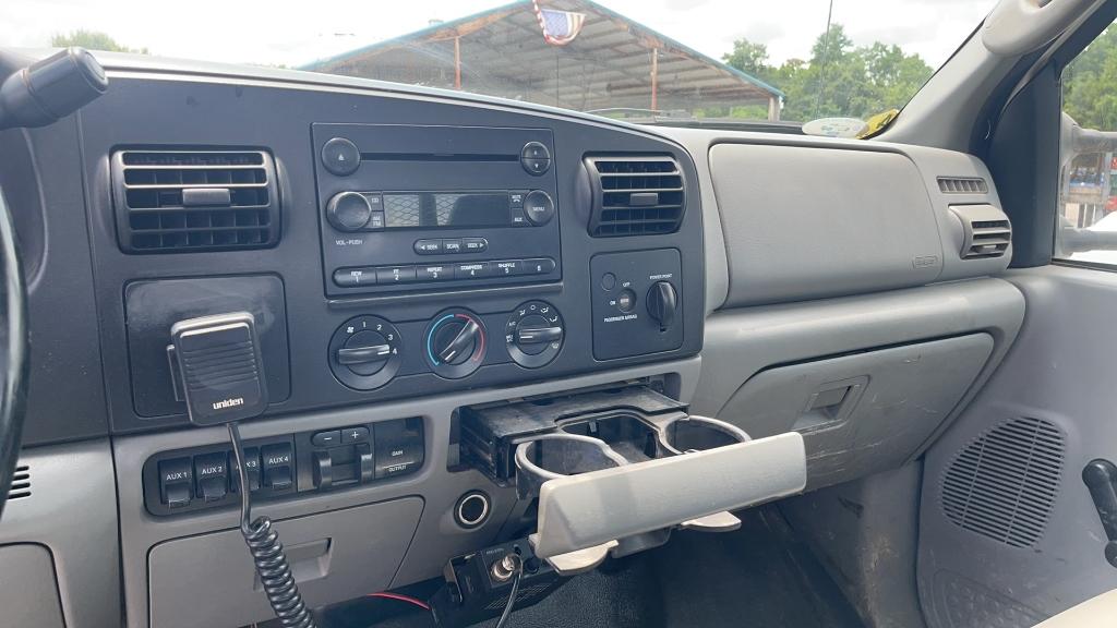 2007 FORD F-450 FLATBED TRUCK 2WD