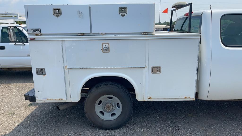 2008 CHEVY 2500HD SERVICE TRUCK