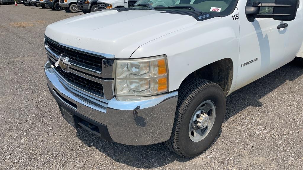 2008 CHEVY 2500HD SERVICE TRUCK