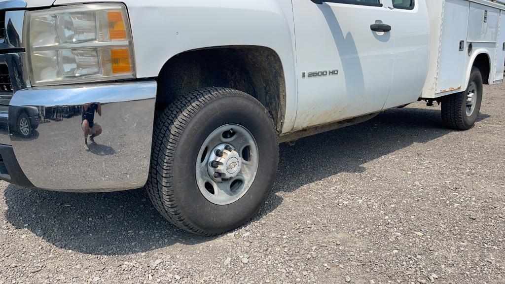 2008 CHEVY 2500HD SERVICE TRUCK