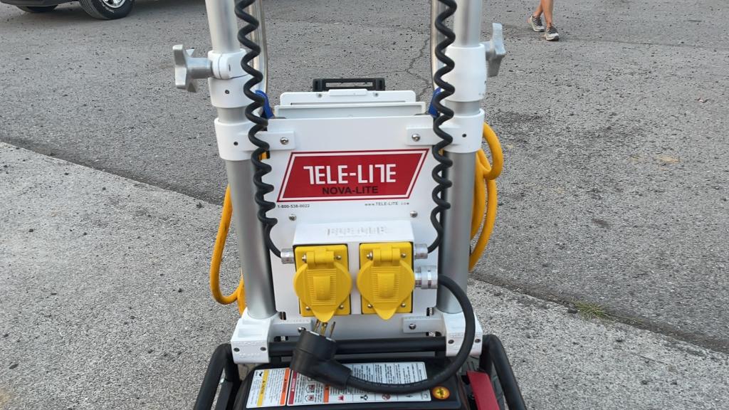 UNUSED TELE-LITE NOVA-LITE GENERATOR LIGHT TOWER