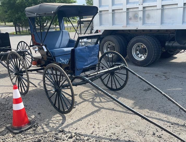 DOCTOR BUGGY WITH 12V LIGHTS AND HYDRAULIC BRAKES