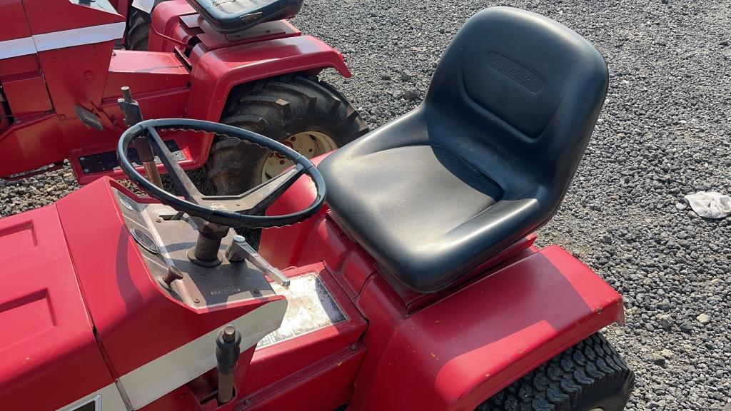 INTERNATIONAL CUB RIDING MOWER