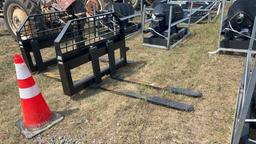 UNUSED JBX 48" SKID STEER PALLET FORKS