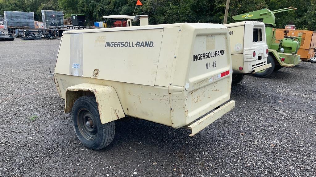 INGERSOL-RAND 185 TOWABLE AIR COMPRESSOR