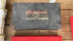 BLACK AND DECKER ELECTRIC HAMMER