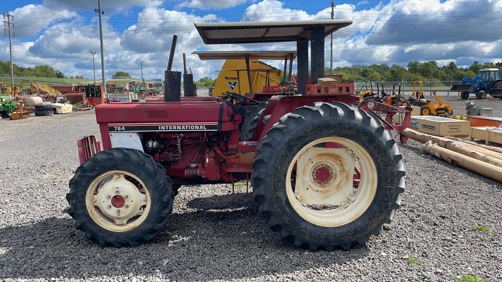 INTERNATIONAL 784 4WD TRACTOR