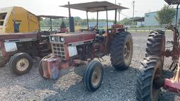 INTERNATIONAL 784 TRACTOR