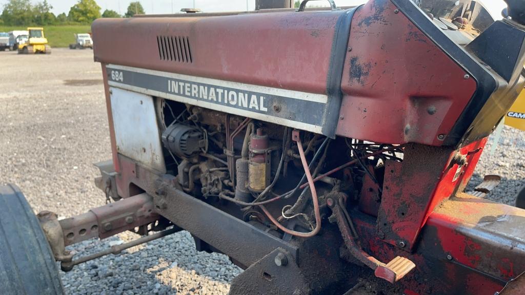 INTERNATIONAL 684 2WD TRACTOR