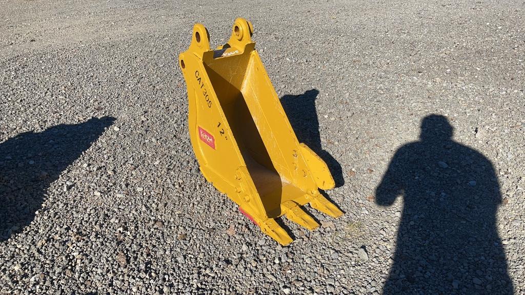 UNUSED 12" TERAN CAT 305 EXCAVATOR TOOTH BUCKET