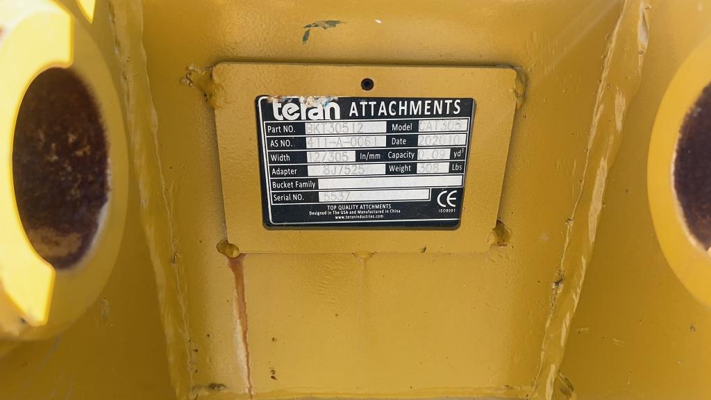 UNUSED 12" TERAN CAT 305 EXCAVATOR TOOTH BUCKET