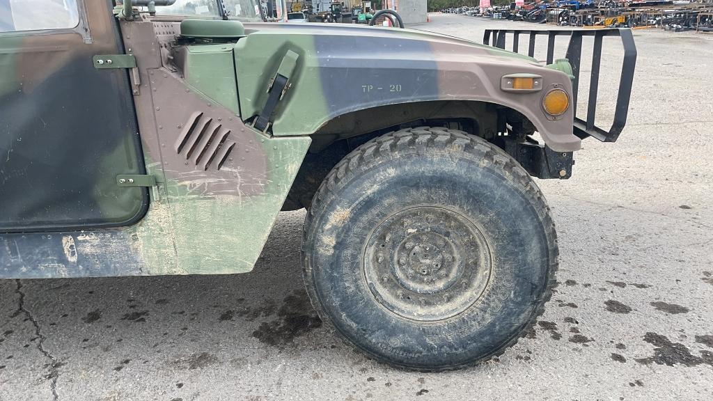 1988 HUMVEE 4 DOOR 4WD