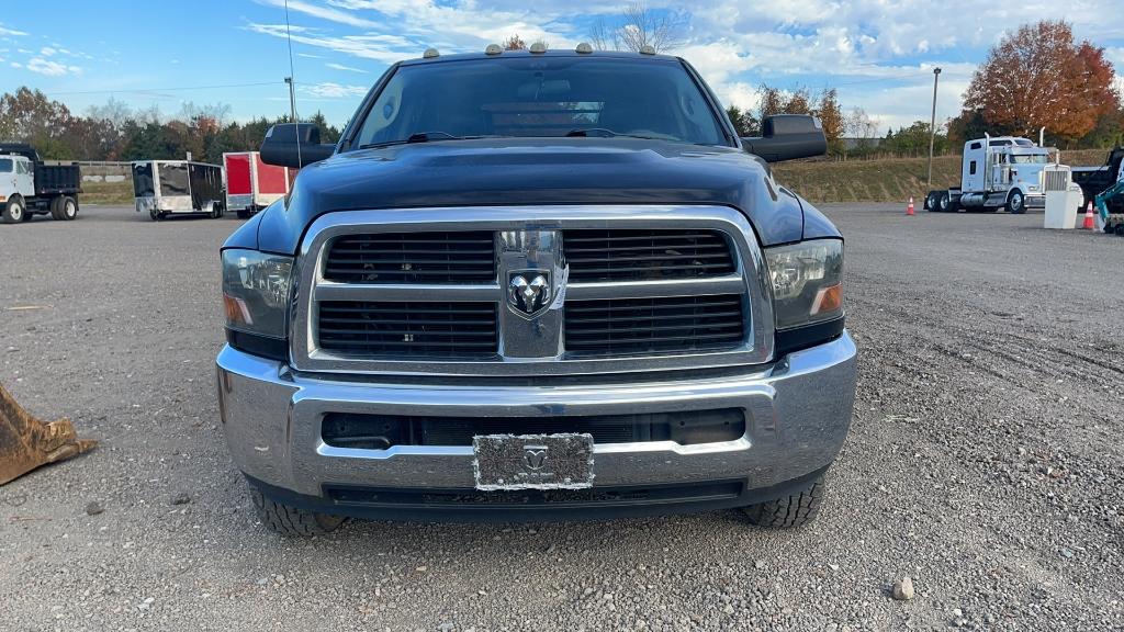 2012 DODGE RAM 3500 CAB AND CHASSIS