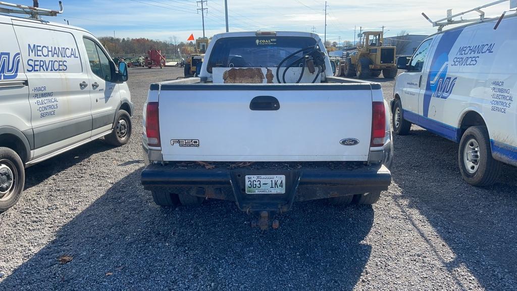 1999 FORD F-350 4 DOOR DUALLY PICKUP TRUCK