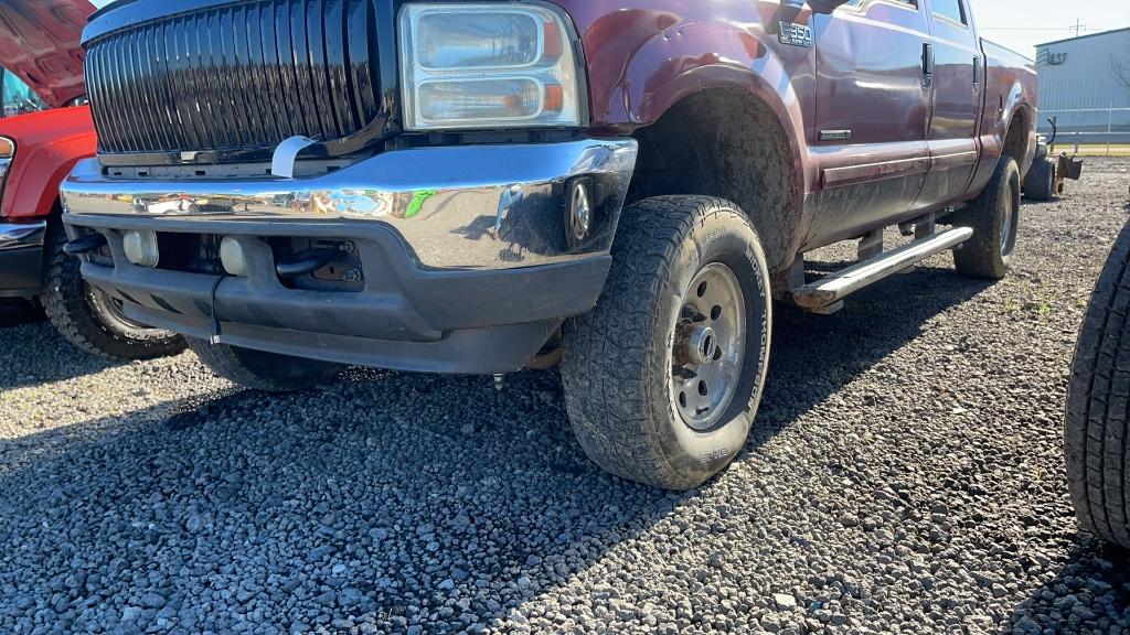 2002 FORD F-350 4 DOOR 4WD PICKUP TRUCK