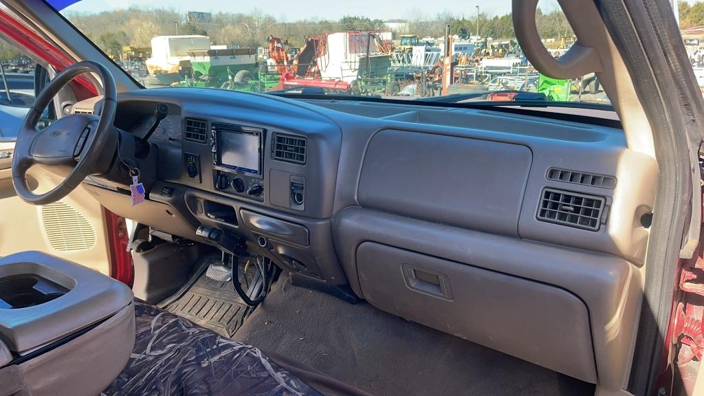 2002 FORD F-350 4 DOOR 4WD PICKUP TRUCK