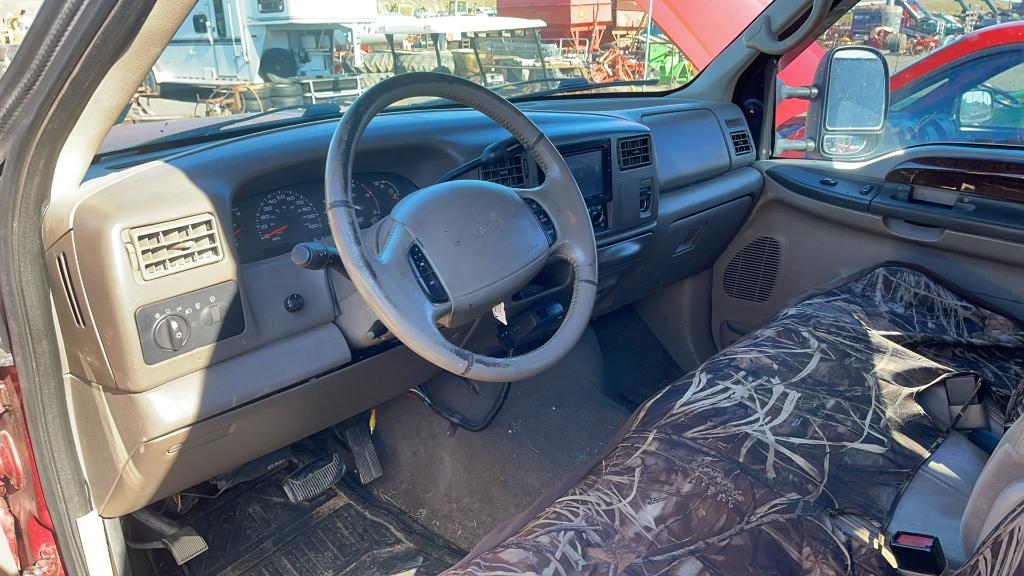 2002 FORD F-350 4 DOOR 4WD PICKUP TRUCK